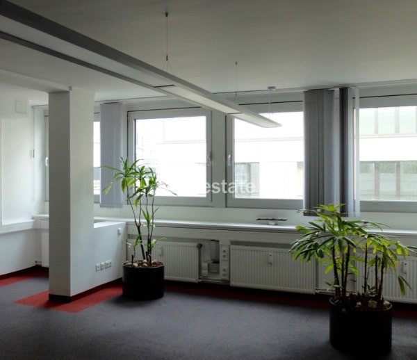 Beispielhafte Büroansicht - Büroetage mit Dachterrasse nahe Opernplatz