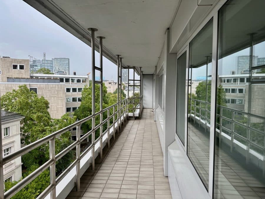 Balkon - Penthouse-Büro im Westend