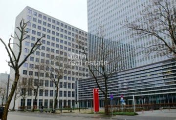 Modern office space in landmark building, 65760 Eschborn, Office area